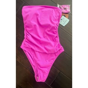 Shade & Shore Hot Pink Ribbed Strapless One Piece Swimsuit Size Small 4-6 Bandea